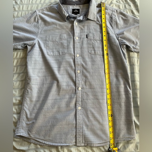 Rip Curl Double Pocket Light Blue Button Down Casual Shirt Size Large - Picture 8 of 9